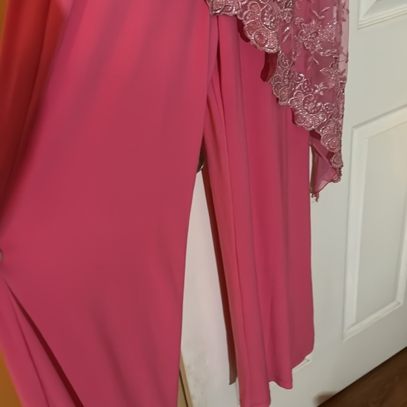 Jumpsuit. - Picture 3 of 4